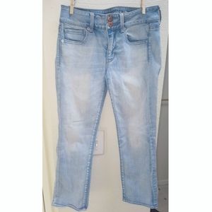 American Eagle Super Stretch Lightwash Jeans